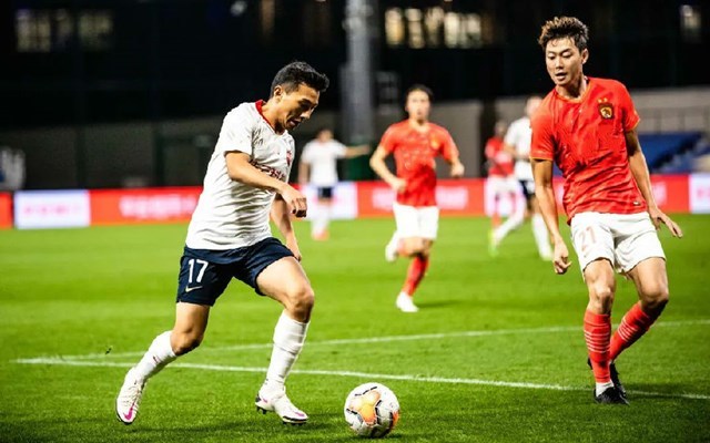 深圳佳兆业力克长春亚泰，保持不败势头