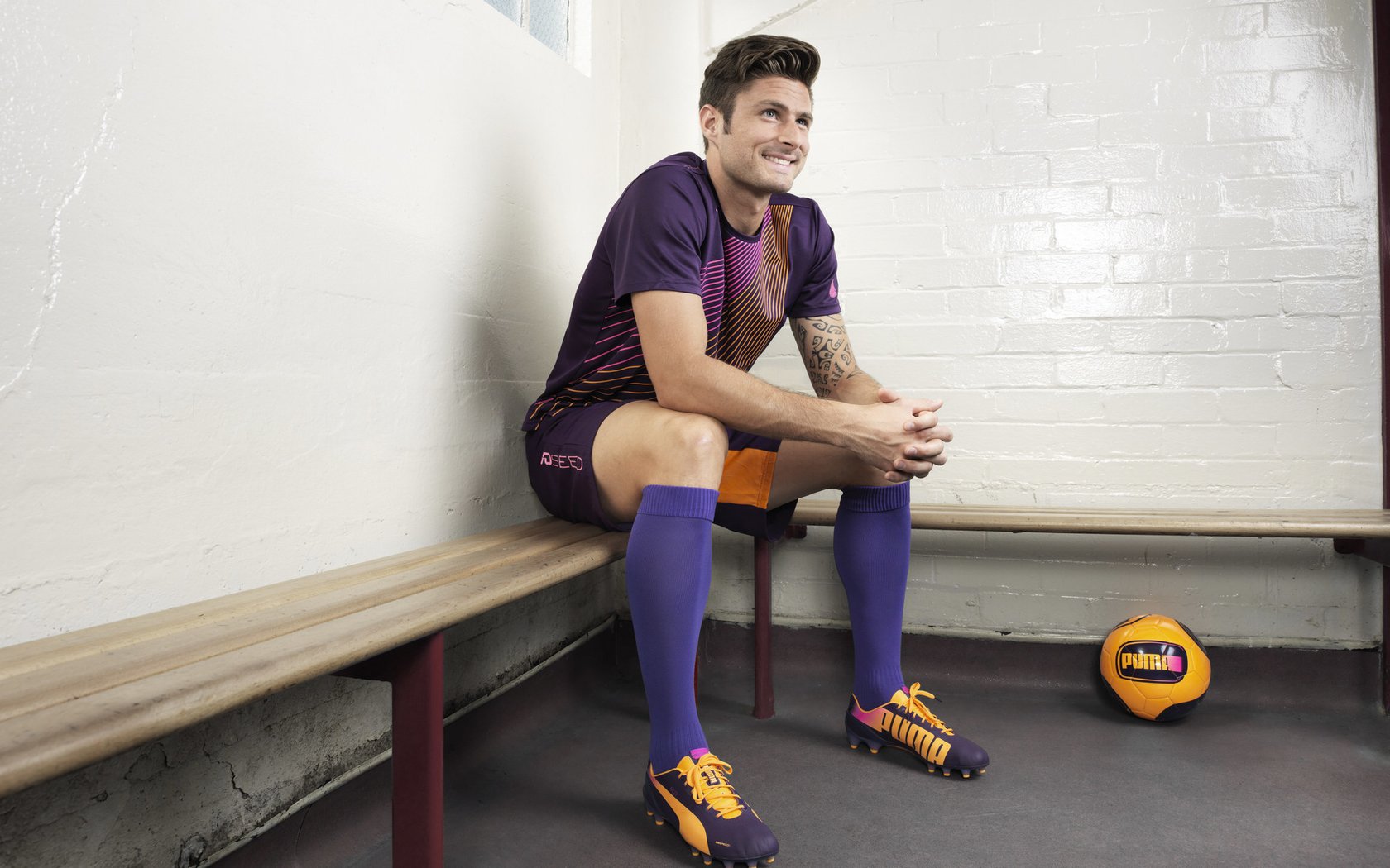 世界排名争夺战之夜,萨拉赫连续得分拉开差距